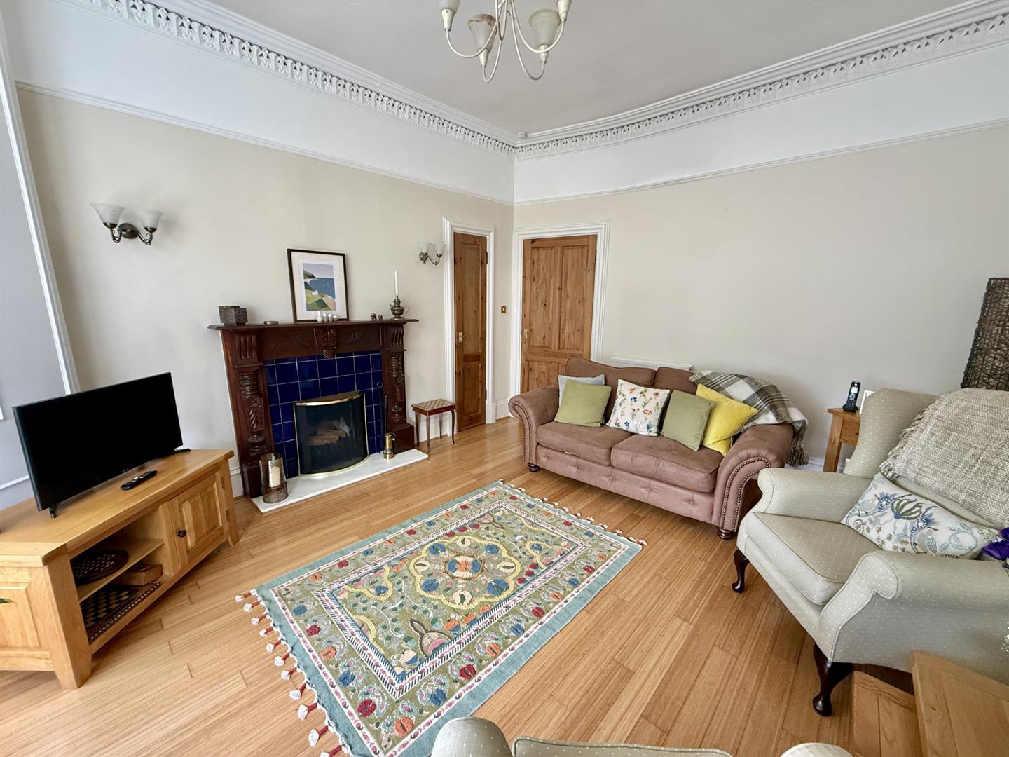 3 bed property in Meadowfoot Road, West Kilbride